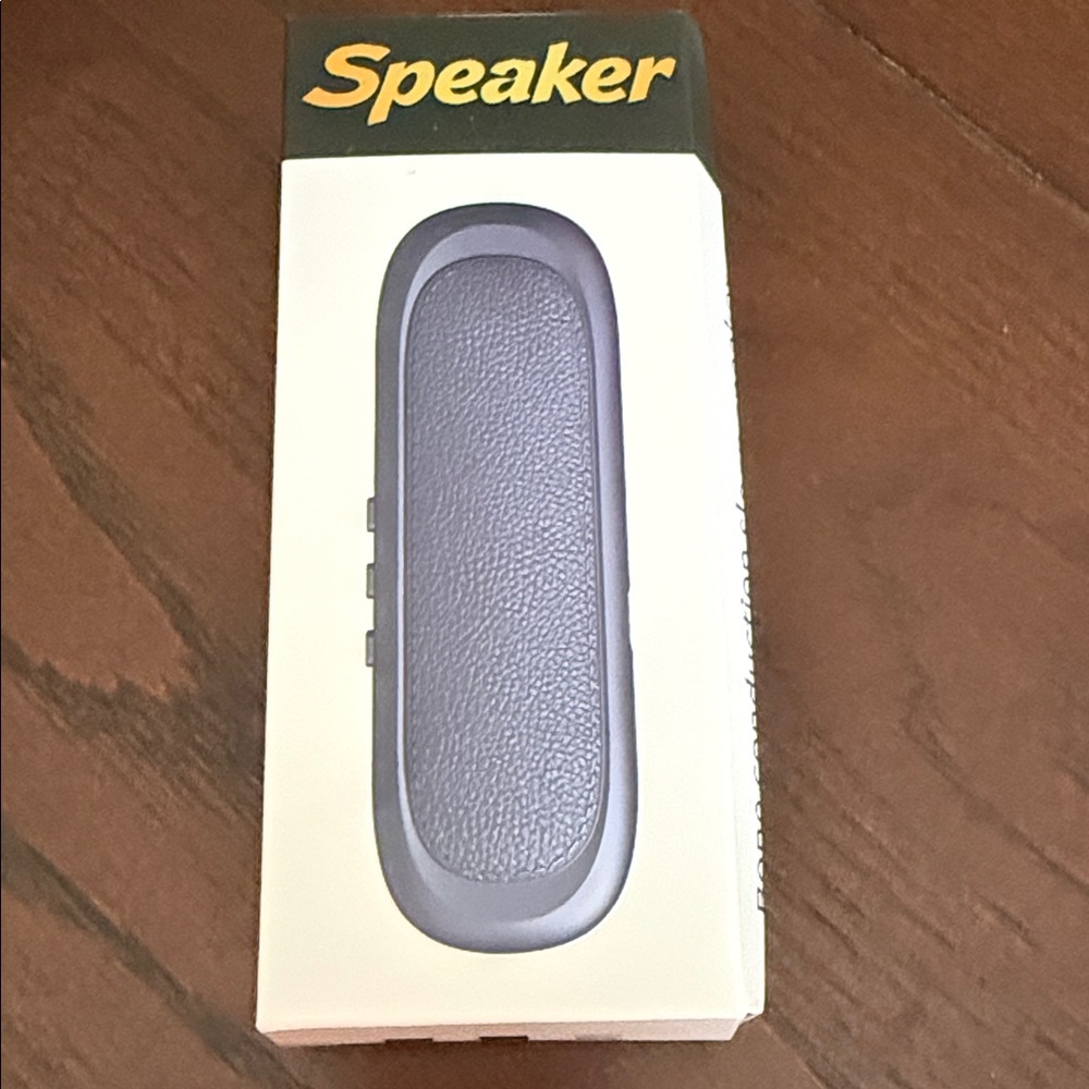 Flat Bluetooth speaker